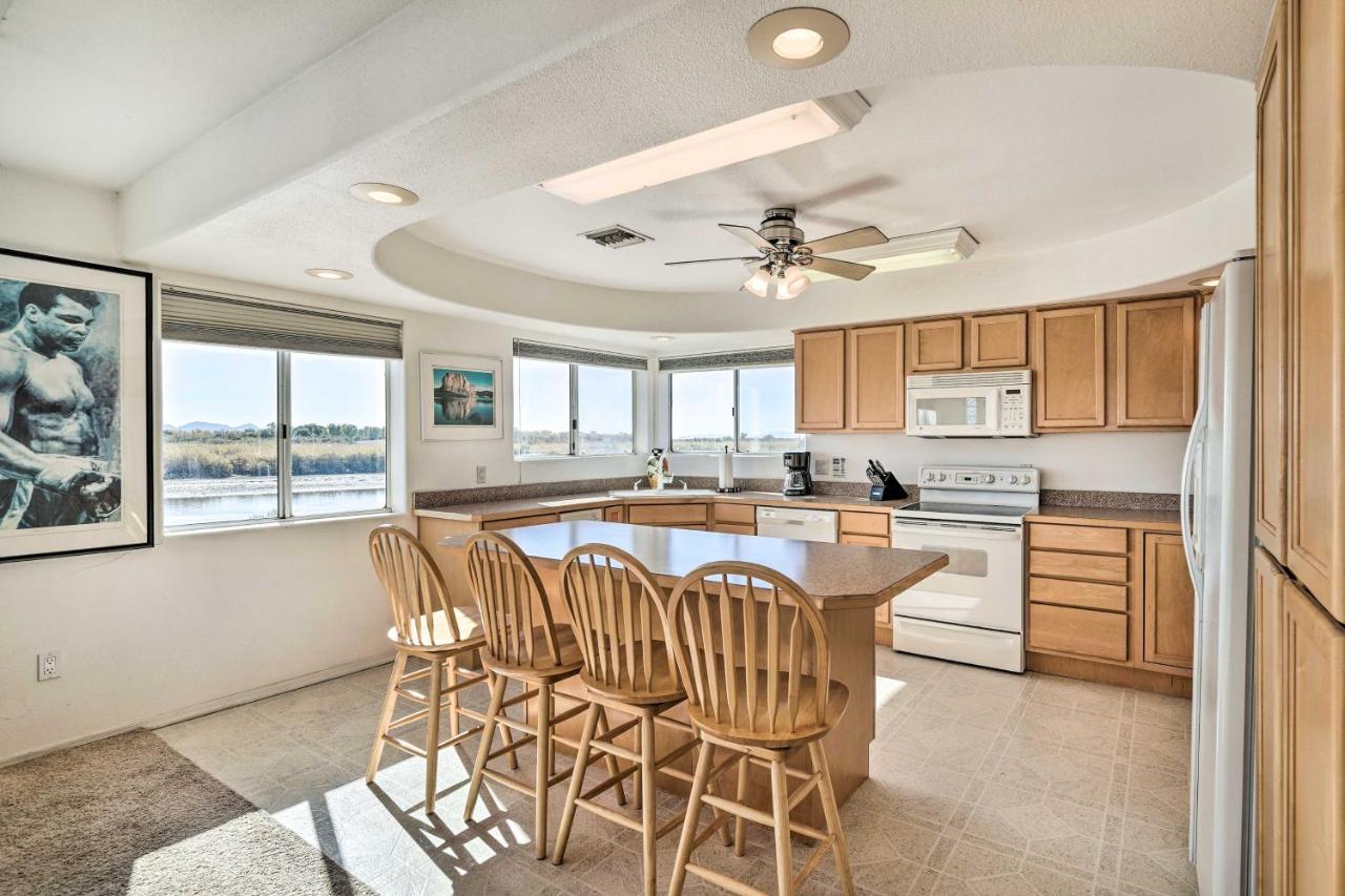 Magnificent Big River Home With Beautiful Views Паркър Екстериор снимка